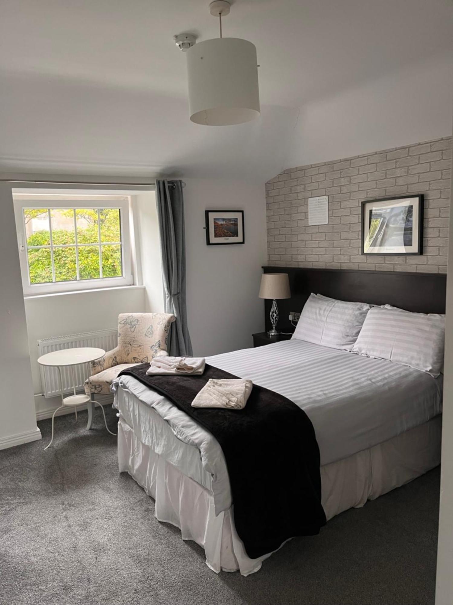 Hotel The Light House Galway Zimmer foto