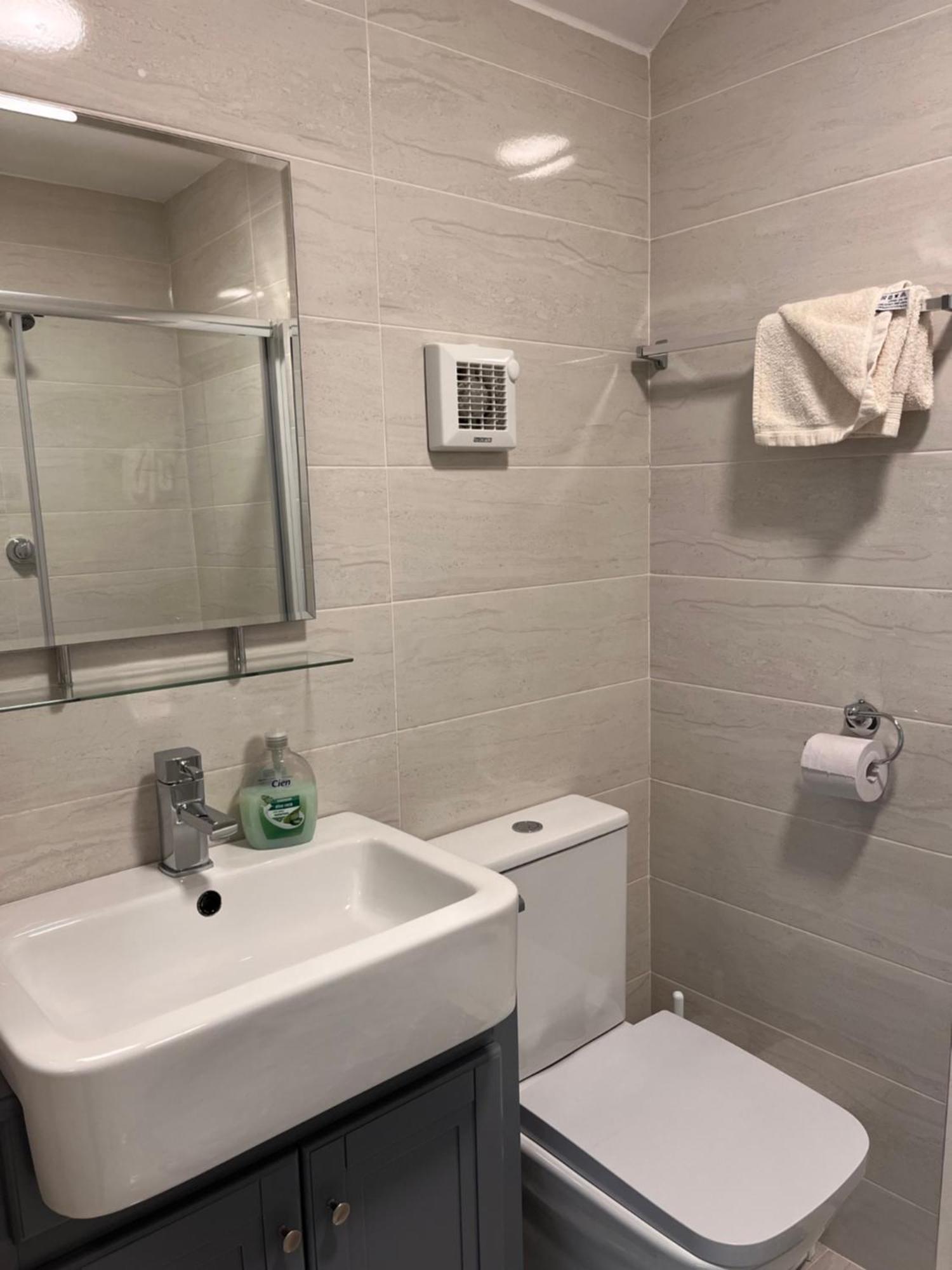 Hotel The Light House Galway Zimmer foto